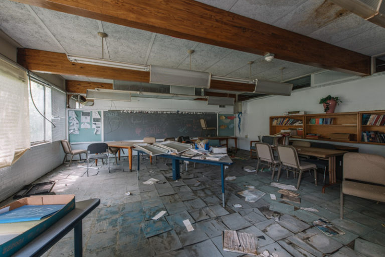 Elementary School Autopsy of Architecture